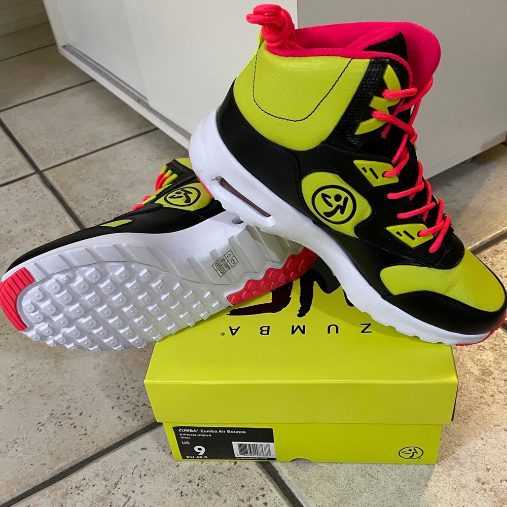 Zumba Shoes Women’s Size 9 Euro 40.5 New with Box